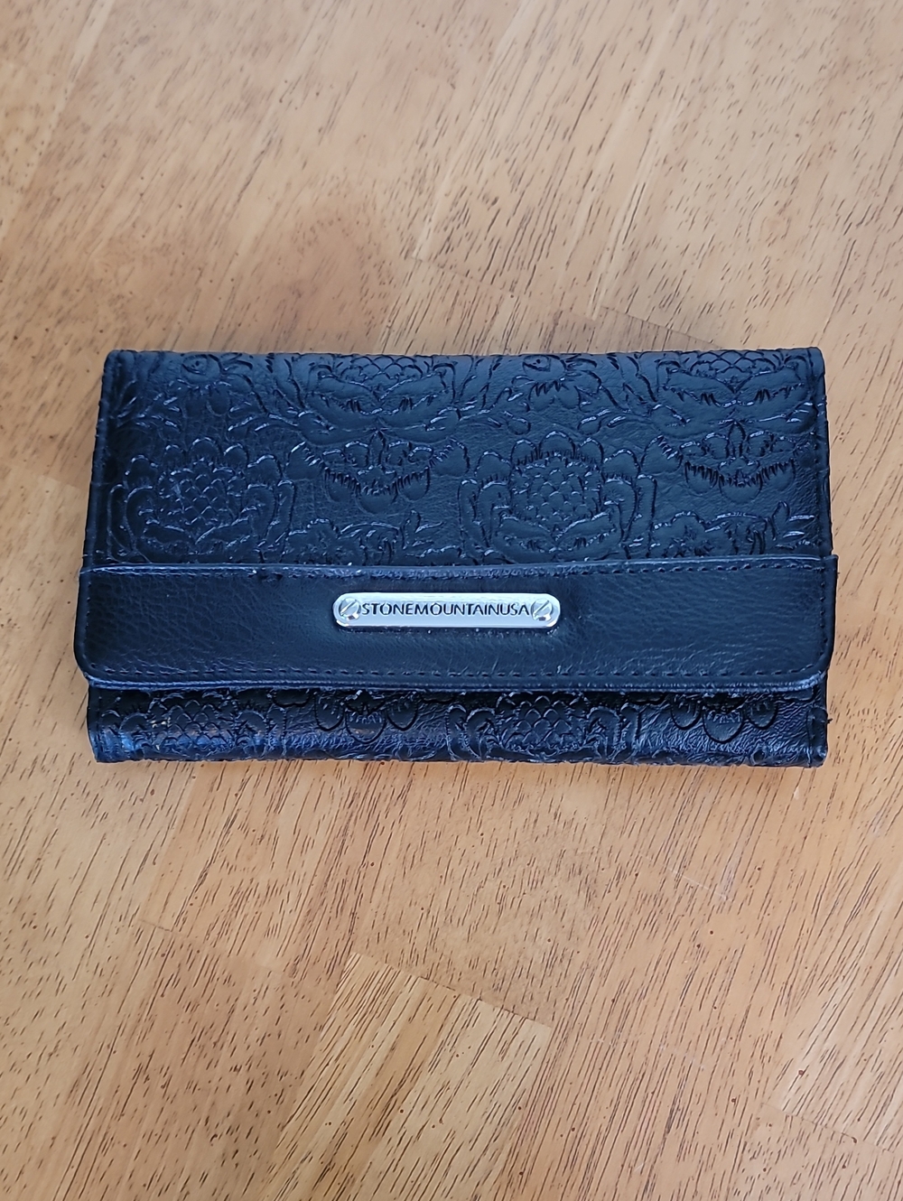 Stone Mountain Accessories Black Floral Embossed Wallet